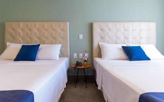 Illusion Flat #407 - Suíte ao Mar por Carpediem