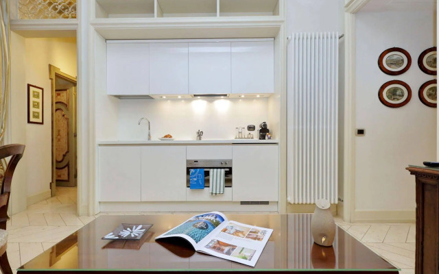 Rome Unique Spanish Steps Apartments