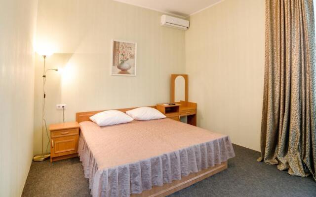 Green Hill Guest House