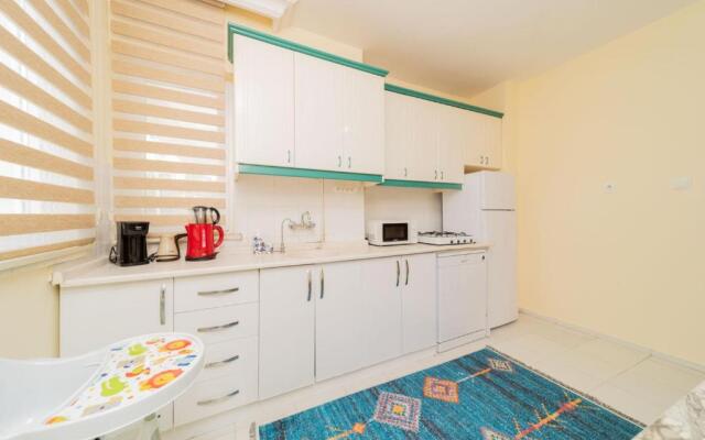 Commodious Flat Near Seaside in Antalya Konyaalti