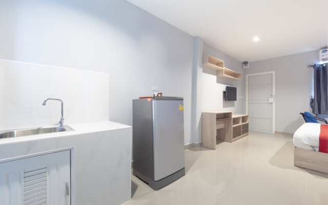 Danthip Place by OYO Rooms