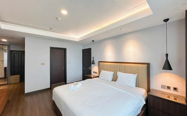 Spacious And Strategic Location 3Br At Kondominium Regensi Apartment