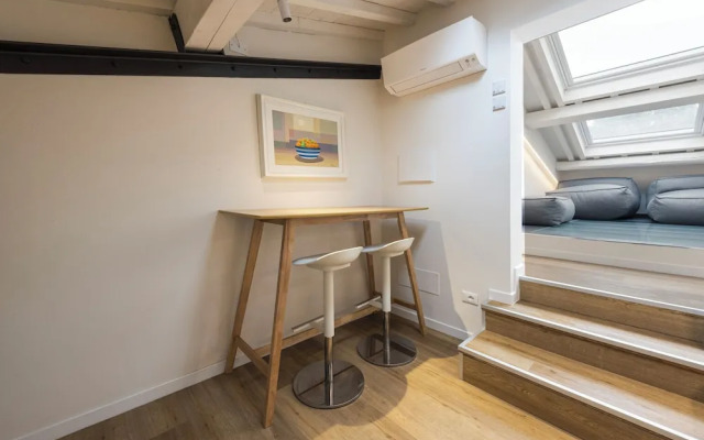 Salutati Apartments by MMega