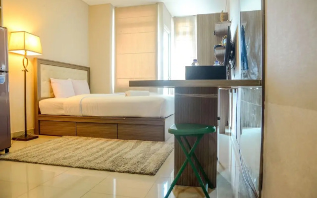 Prime Location Studio Apartment at Elpis Residence near Ancol