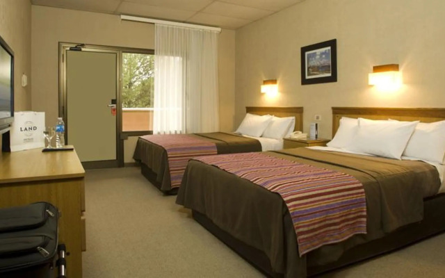 Land Express Neuquén Hotel