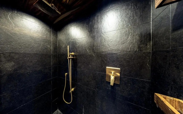 Breeze 215 at La Residencia