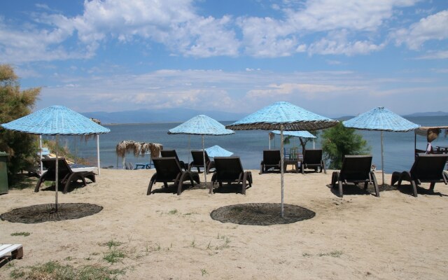 Cundavilla Hotel & Suites