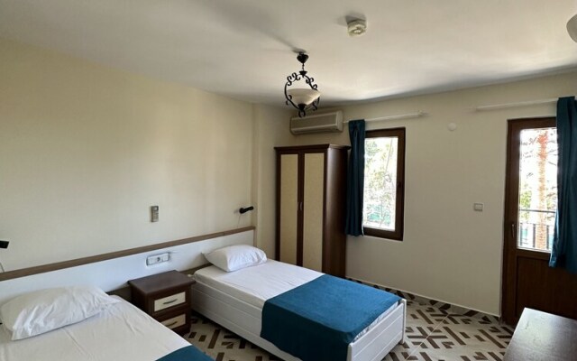 Era Holiday Hotel