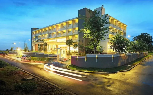 Treepark Serviced Apartment Karawang