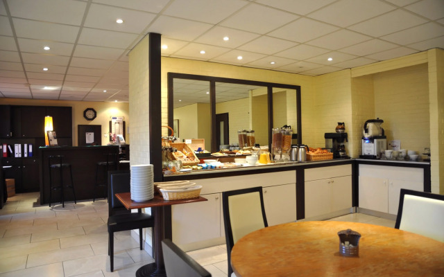 Hôtel Kyriad Nantes Est - Carquefou