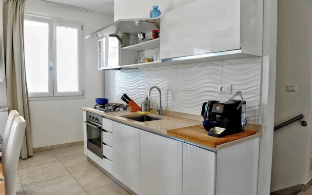 Villa Vanissia With Garden And Sea View