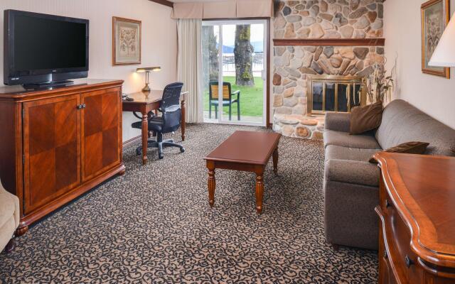 Best Western Edgewater Resort