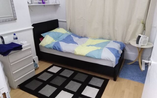 London Airport Comfort