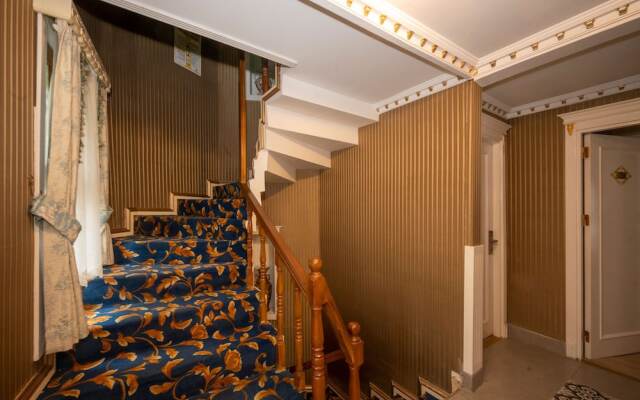Villa Paradiso & Spa Hotel