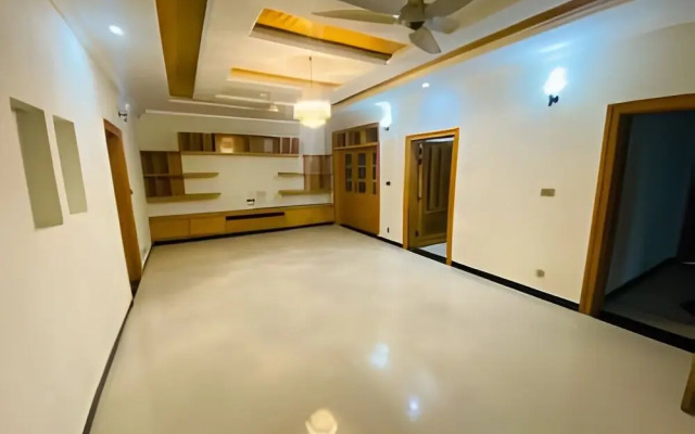 One Click 7 Guest House