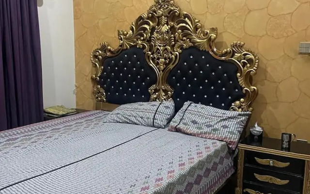 Warraich Villa gt Raod Gujrat Entire