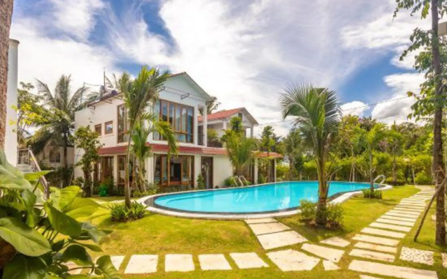 Caesar Phu Quoc Hotel