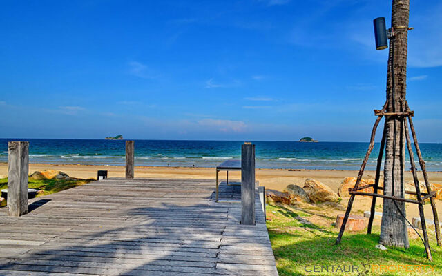 Malibu Hua Hin by Puppap