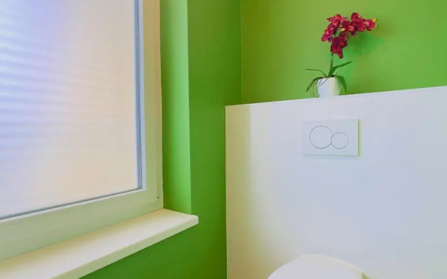 Elegant Duplex Danube Canal