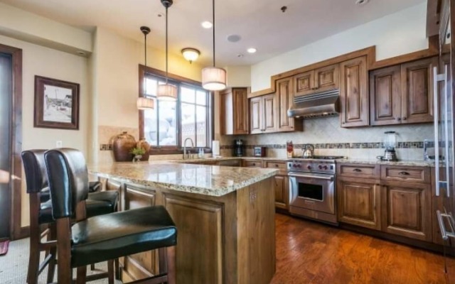 Fairway Springs by Park City Vacations