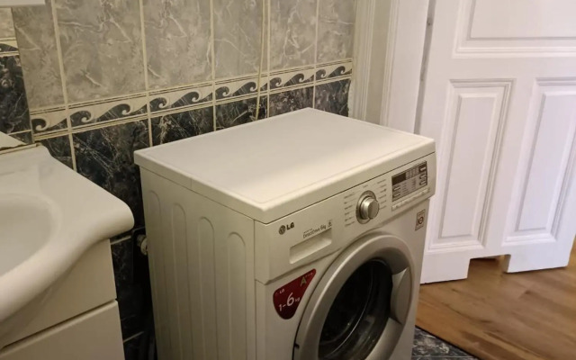 Park Danubes view central market Budapest