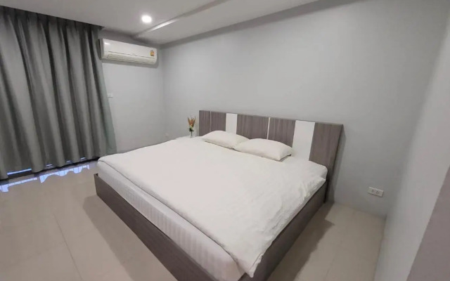 ONPA Hotel & Residence Bangsaen