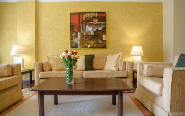 Mimosa Court Apartments