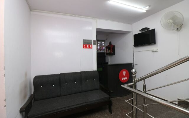 OYO 9809 Hotel Shree Residency
