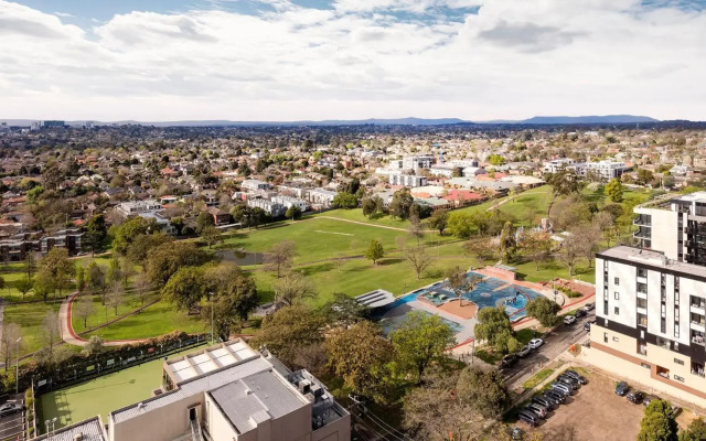 Avani Melbourne Box Hill Residences