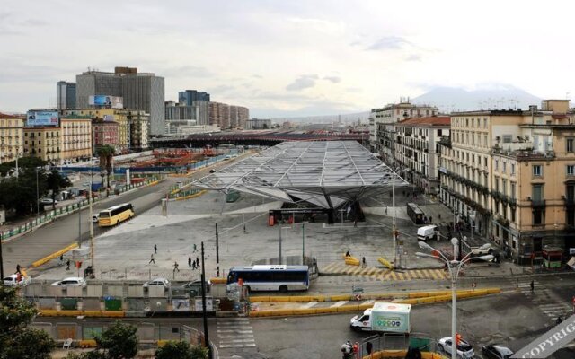 Welcome to Naples at Garibaldi Square
