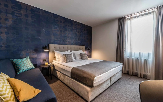 Hotel Mrak 4*