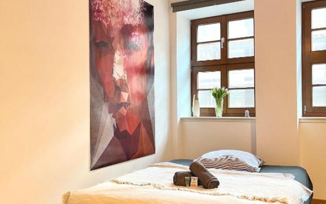 NEW STUDIO@Baroque City Center