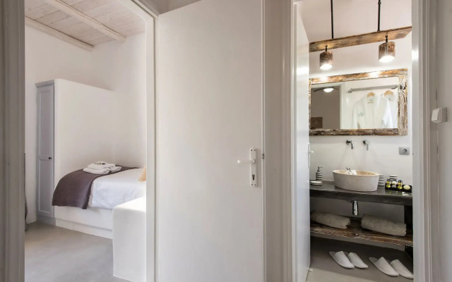 Blue Waves Suites & Apartments To Kyma