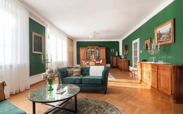 Renoviertes Bauernhaus mit Garten in Ruhelage