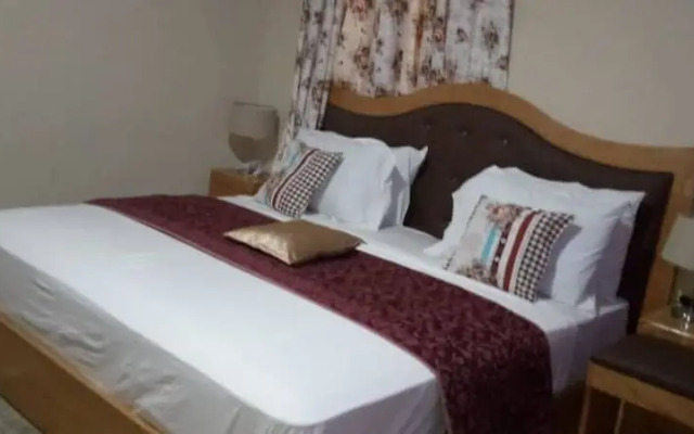 Mascot Hotel Ltd