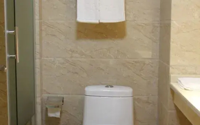 Huamei Business Hotel