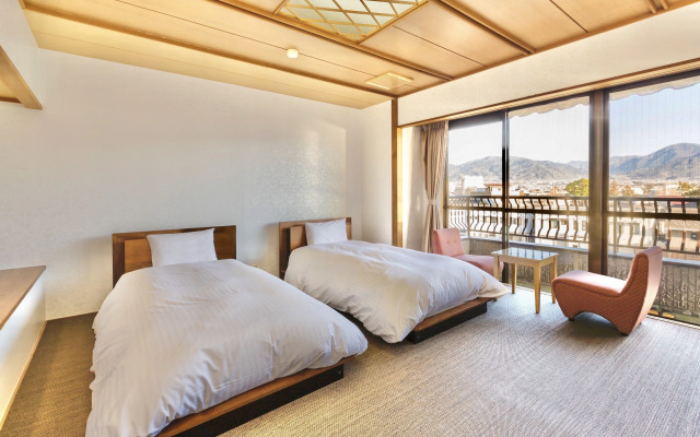 Japanese Onsen Ryokan KOHAKUEN