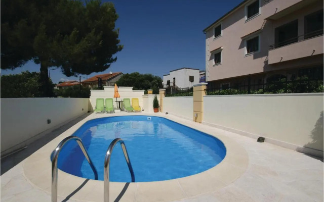 Holiday home Brodarica 2