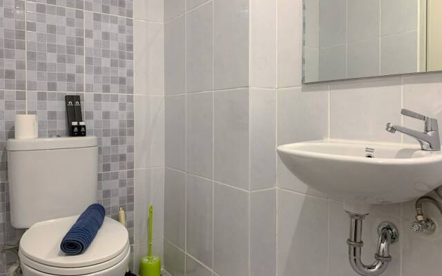 Nice And New Studio At Tokyo Riverside Pik 2 Apartment