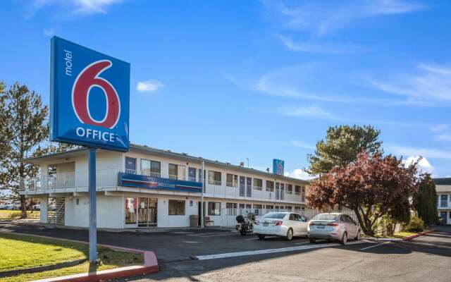 Motel 6 Winnemucca, NV