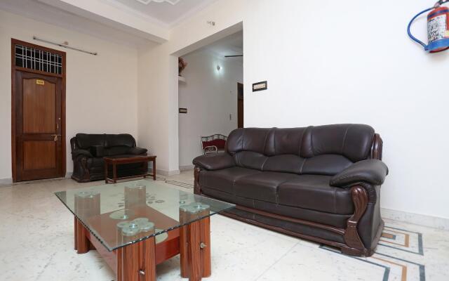 OYO 19171 Hotel Loknath Inn