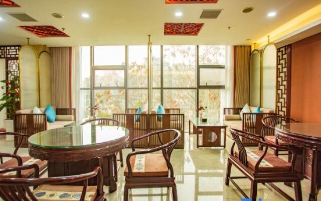 A Fu Er Lian Suo Jiu Dian