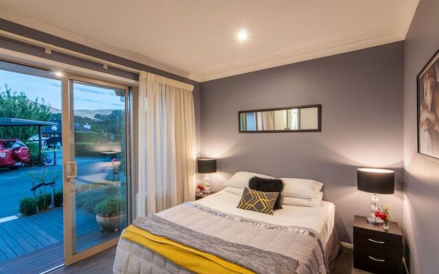 Tawny Hills B&B