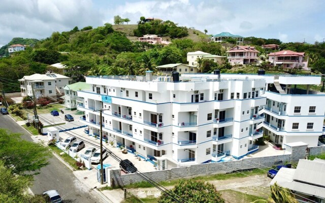 Blue Star Apartments and Hotel