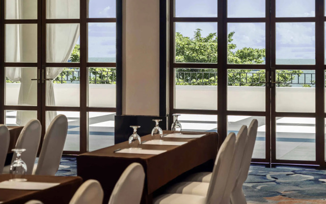 Отель Sofitel Sentosa Singapore