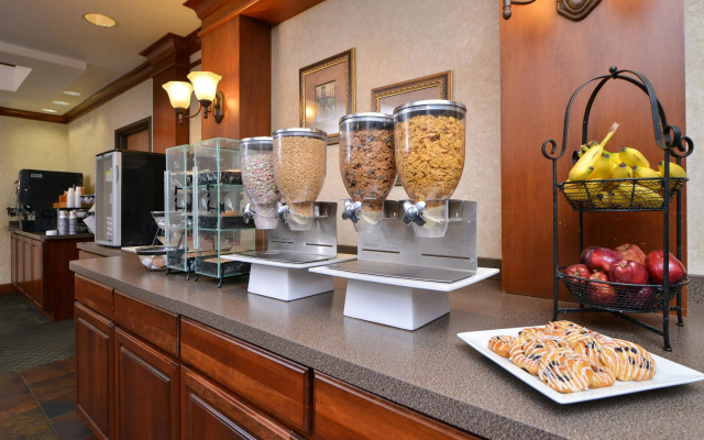 Best Western Plus Sparta Trail Lodge