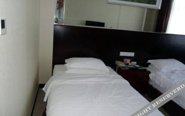 Longxin Hotel Yili