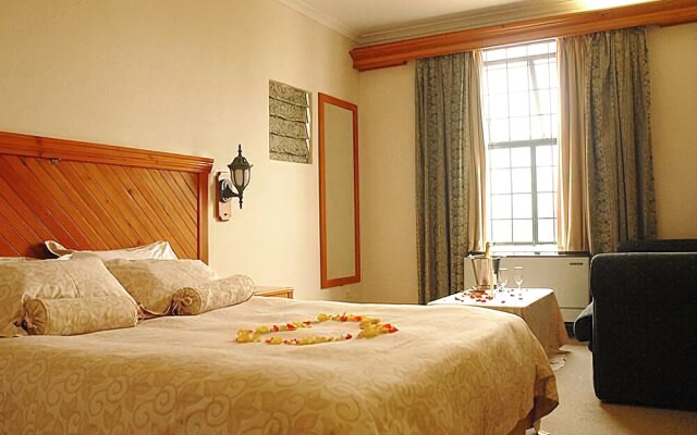 Stellenbosch Lodge