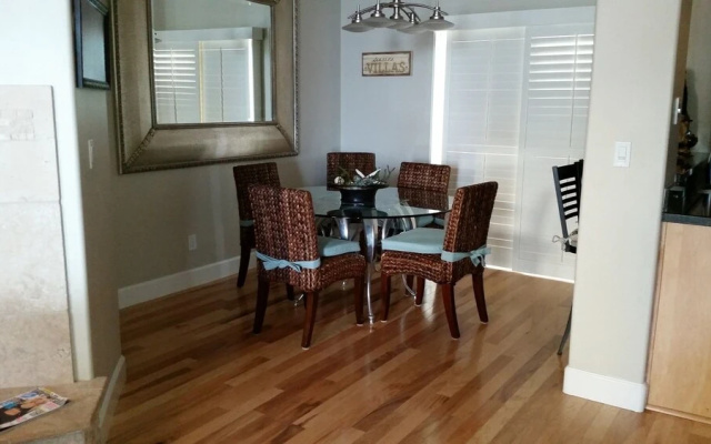 61 San Miguel 3 Bedroom Townhouse by Redawning