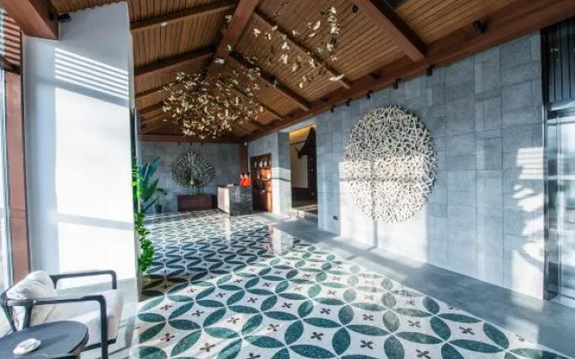 Qihe Peacock King Hot Spring Hotel